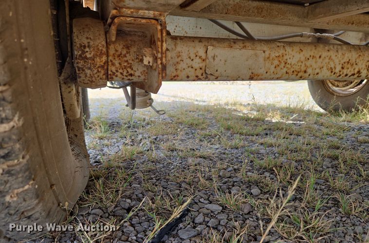 image for item EU3587 Vacuum trailer