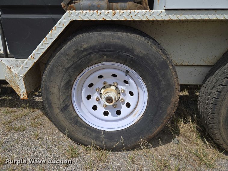 image for item EU3587 Vacuum trailer