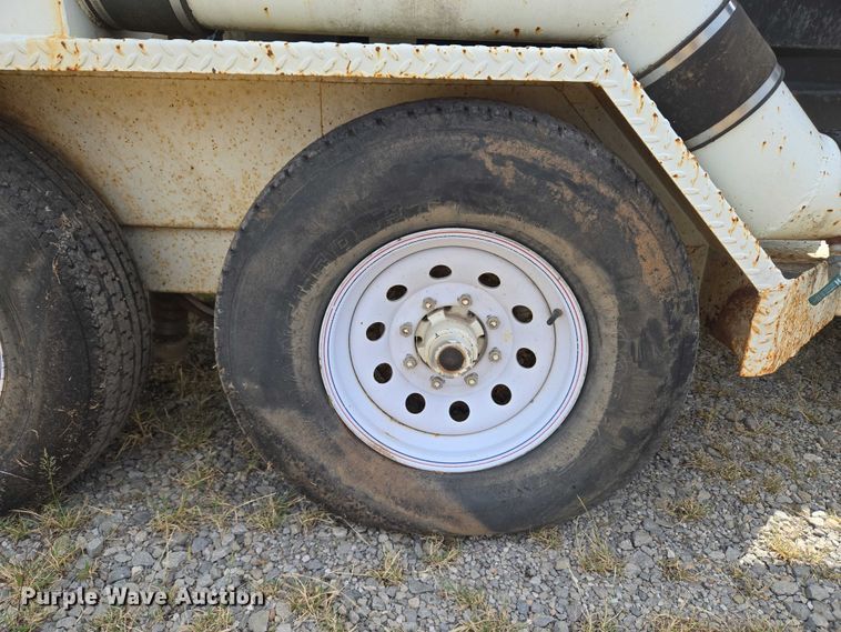 image for item EU3587 Vacuum trailer