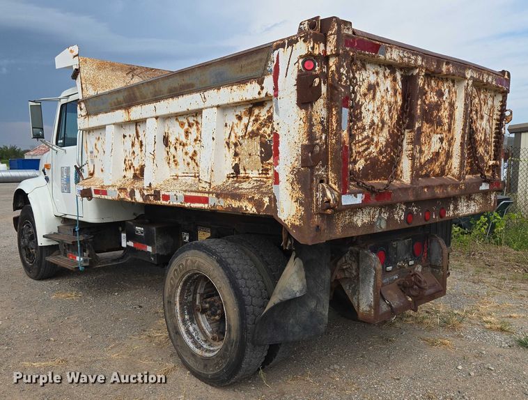 image for item EU3589 1991 International 4700 dump truck