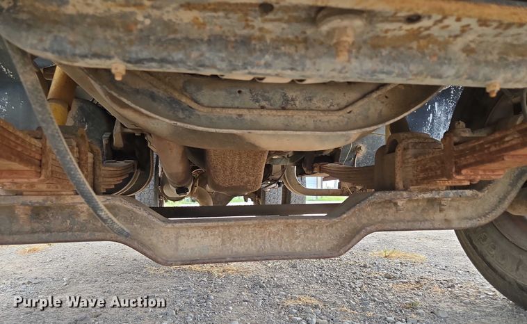 image for item EU3589 1991 International 4700 dump truck