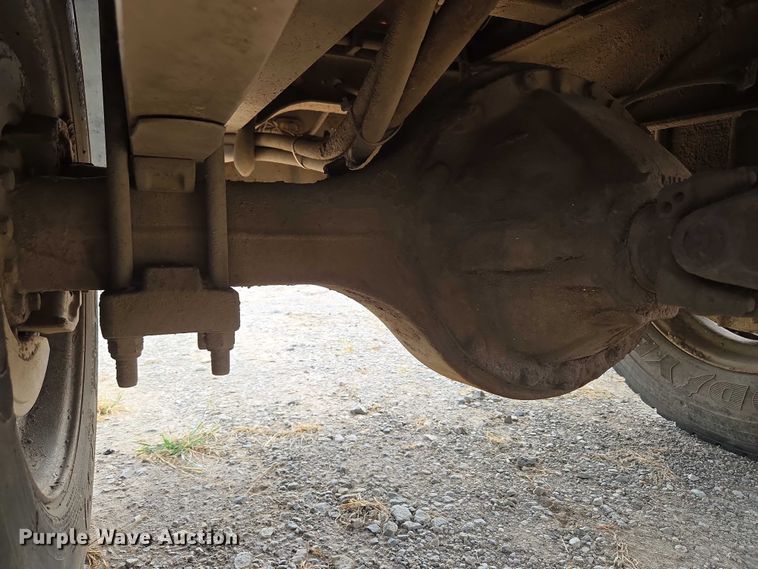 image for item EU3589 1991 International 4700 dump truck