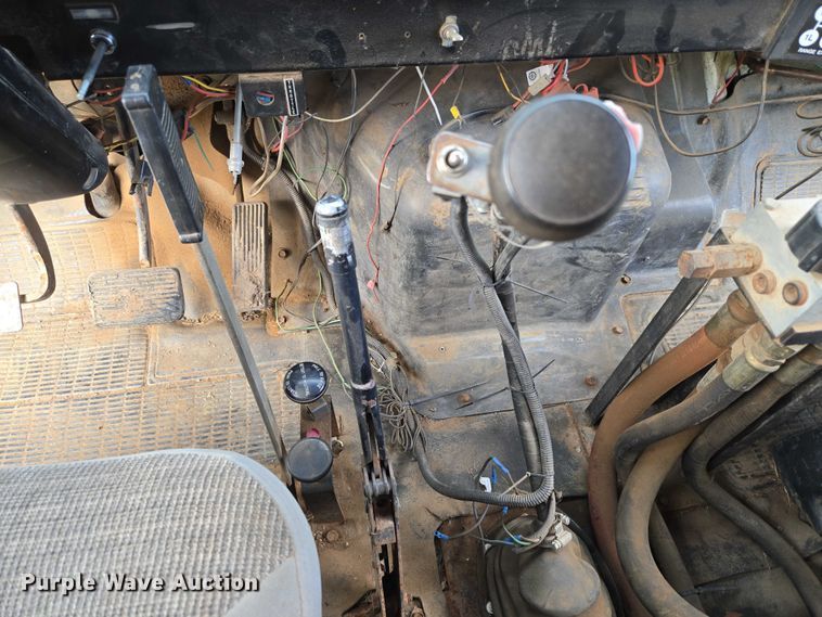 image for item EU3589 1991 International 4700 dump truck