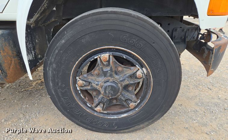 image for item EU3589 1991 International 4700 dump truck