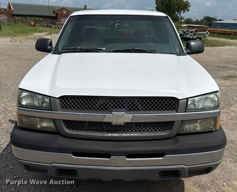 image for item EU3591 2003 Chevrolet Silverado 1500 Ext. Cab pickup truck