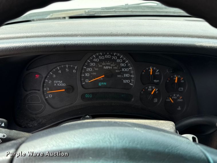 image for item EU3591 2003 Chevrolet Silverado 1500 Ext. Cab pickup truck