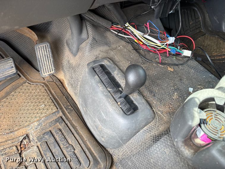 image for item EU3591 2003 Chevrolet Silverado 1500 Ext. Cab pickup truck