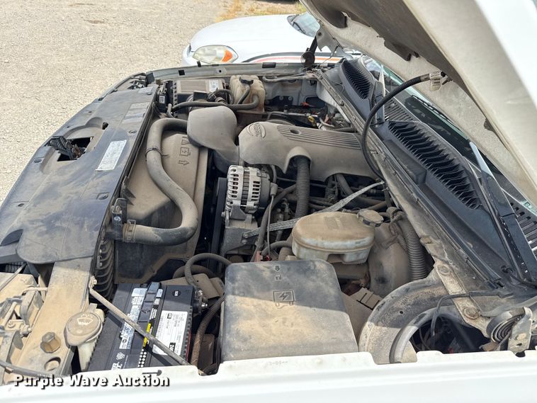 image for item EU3591 2003 Chevrolet Silverado 1500 Ext. Cab pickup truck