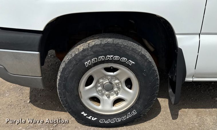 image for item EU3591 2003 Chevrolet Silverado 1500 Ext. Cab pickup truck