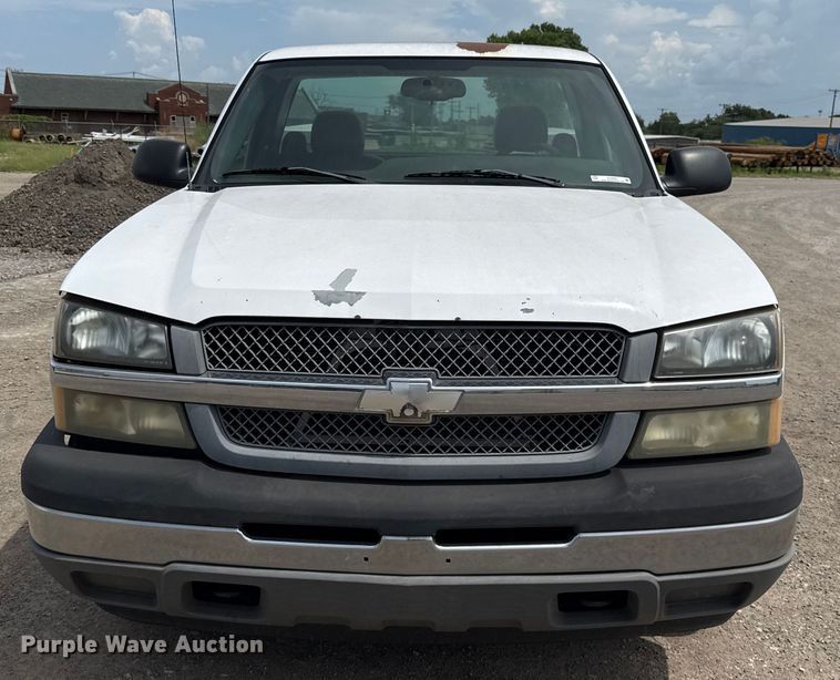 image for item EU3593 2005 Chevrolet Silverado 1500 pickup truck