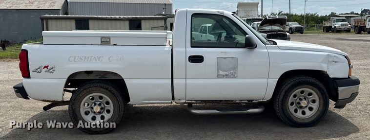 image for item EU3593 2005 Chevrolet Silverado 1500 pickup truck