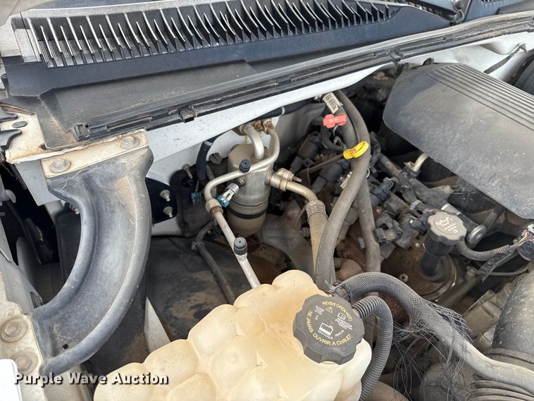 image for item EU3593 2005 Chevrolet Silverado 1500 pickup truck