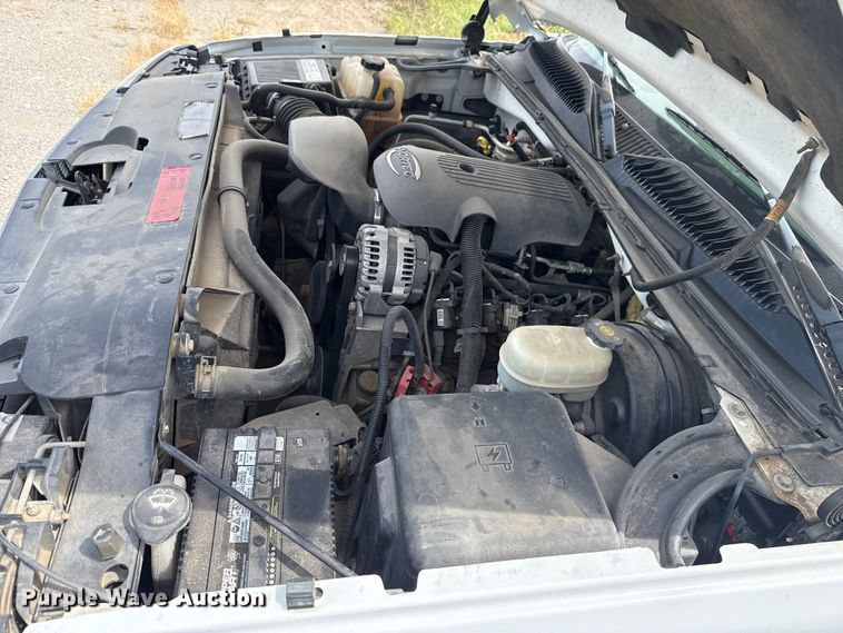 image for item EU3593 2005 Chevrolet Silverado 1500 pickup truck