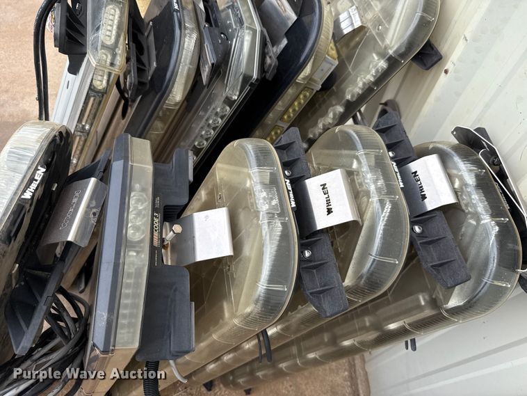 image for item EU3595 (10) Whelen light bars