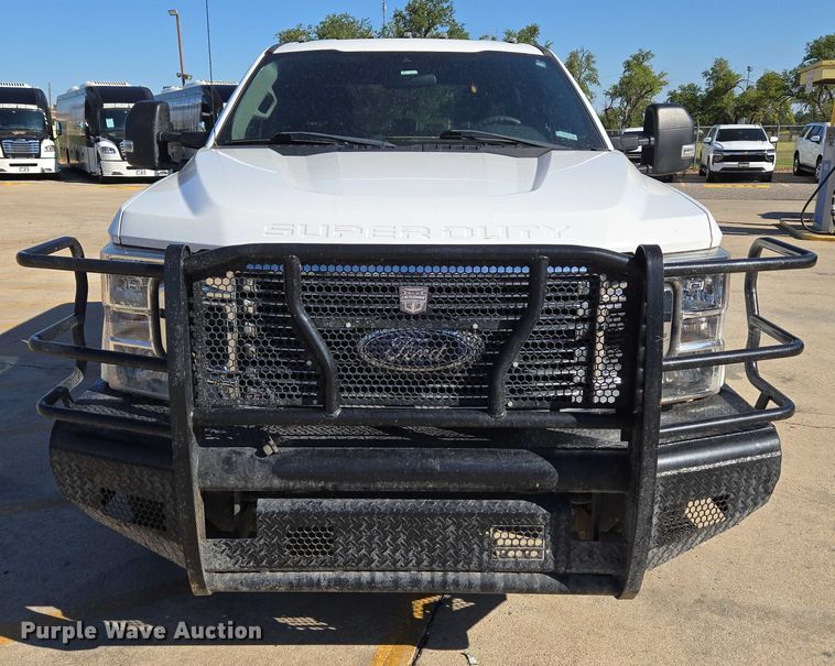image for item EU3601 2020 Ford F350 Super Duty STX Crew Cab pickup truck