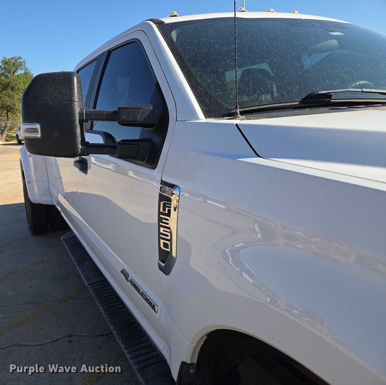 image for item EU3601 2020 Ford F350 Super Duty STX Crew Cab pickup truck