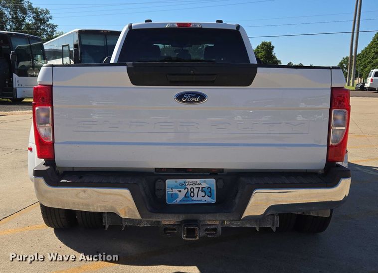 image for item EU3601 2020 Ford F350 Super Duty STX Crew Cab pickup truck