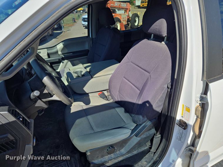 image for item EU3601 2020 Ford F350 Super Duty STX Crew Cab pickup truck