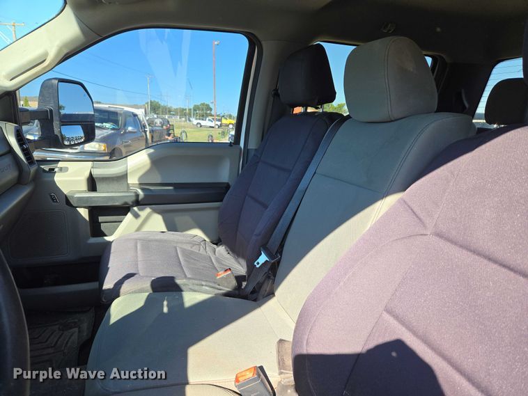 image for item EU3601 2020 Ford F350 Super Duty STX Crew Cab pickup truck