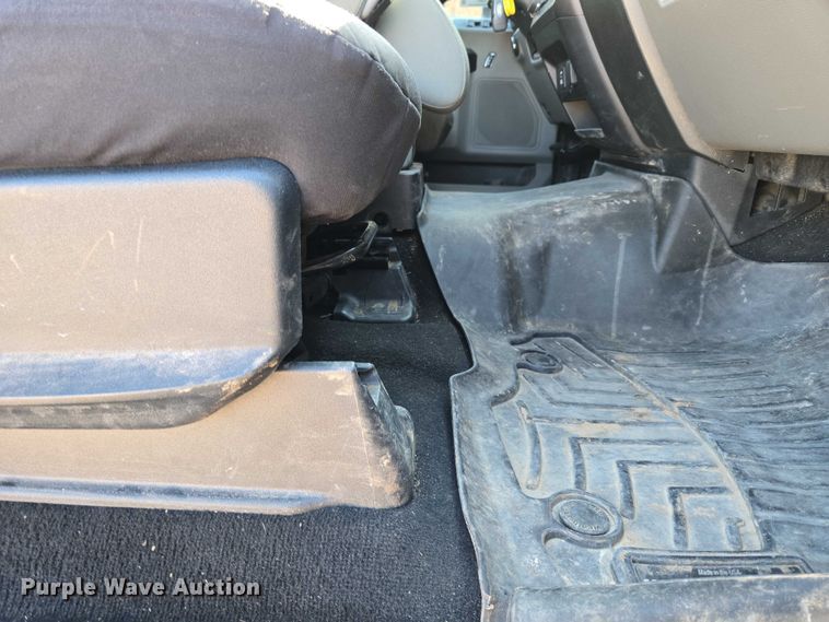 image for item EU3601 2020 Ford F350 Super Duty STX Crew Cab pickup truck