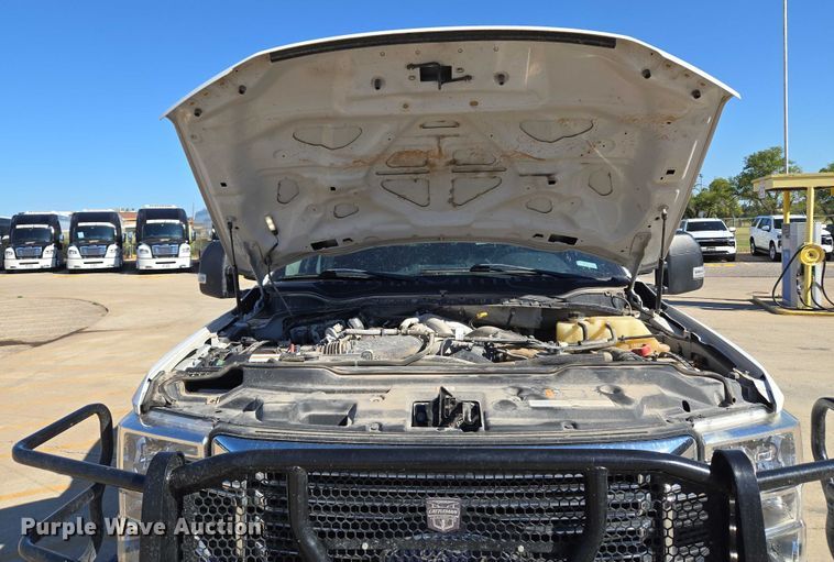 image for item EU3601 2020 Ford F350 Super Duty STX Crew Cab pickup truck