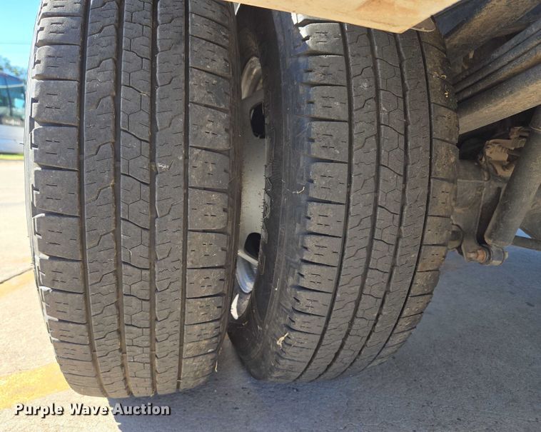 image for item EU3601 2020 Ford F350 Super Duty STX Crew Cab pickup truck