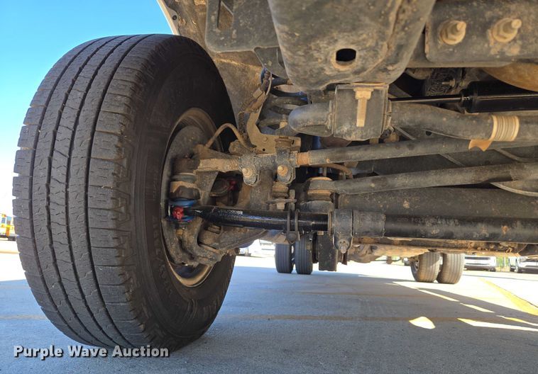 image for item EU3601 2020 Ford F350 Super Duty STX Crew Cab pickup truck