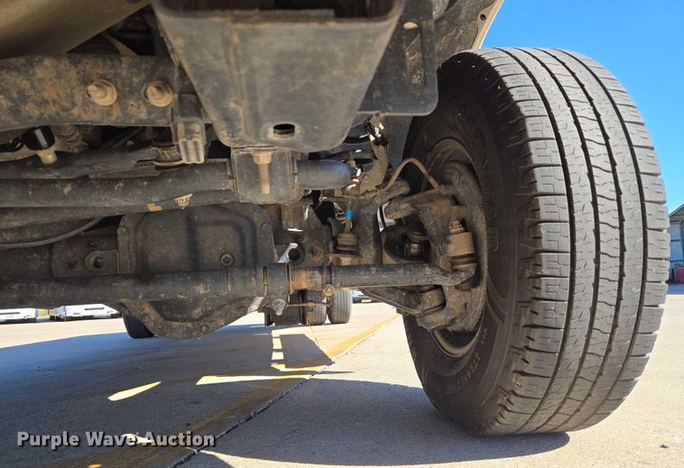 image for item EU3601 2020 Ford F350 Super Duty STX Crew Cab pickup truck