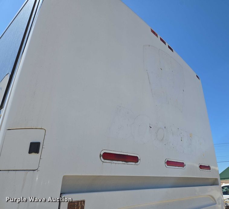 image for item EU3603 2005 Van Hool C2045 coach bus