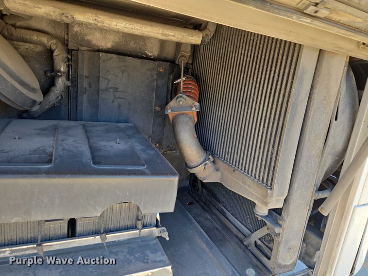 image for item EU3603 2005 Van Hool C2045 coach bus