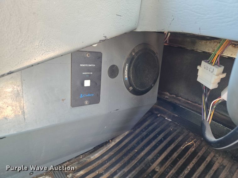 image for item EU3603 2005 Van Hool C2045 coach bus