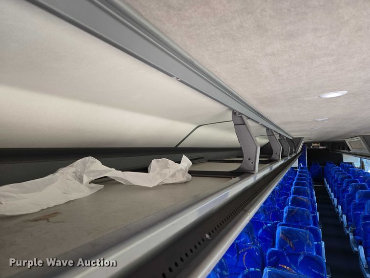 image for item EU3603 2005 Van Hool C2045 coach bus