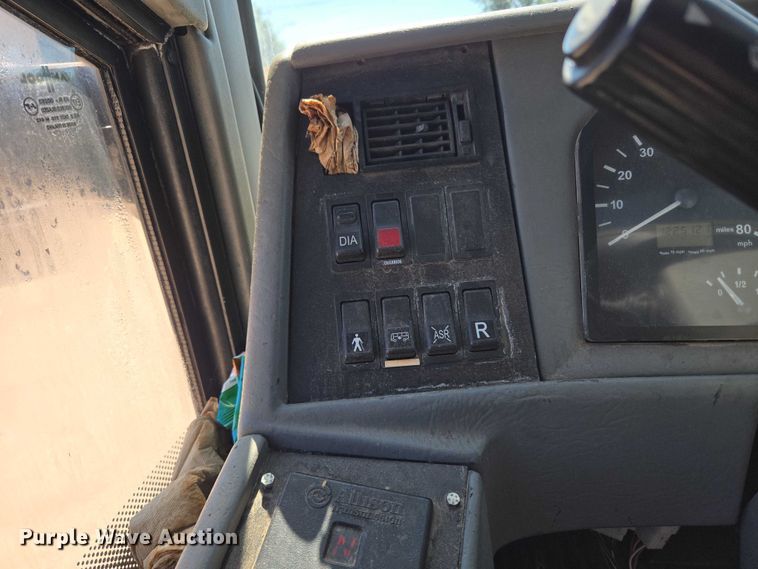 image for item EU3603 2005 Van Hool C2045 coach bus