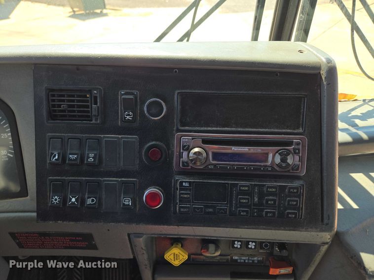 image for item EU3603 2005 Van Hool C2045 coach bus