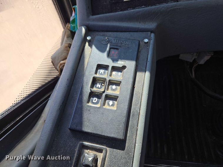 image for item EU3603 2005 Van Hool C2045 coach bus