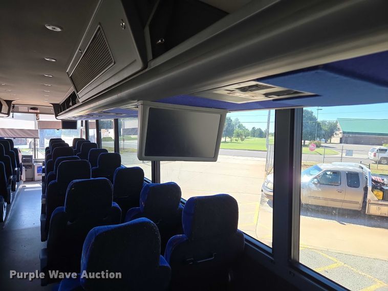 image for item EU3603 2005 Van Hool C2045 coach bus