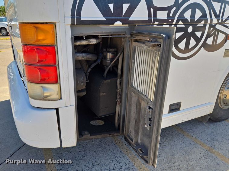 image for item EU3603 2005 Van Hool C2045 coach bus