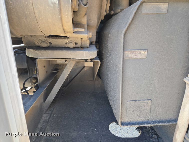 image for item EU3603 2005 Van Hool C2045 coach bus