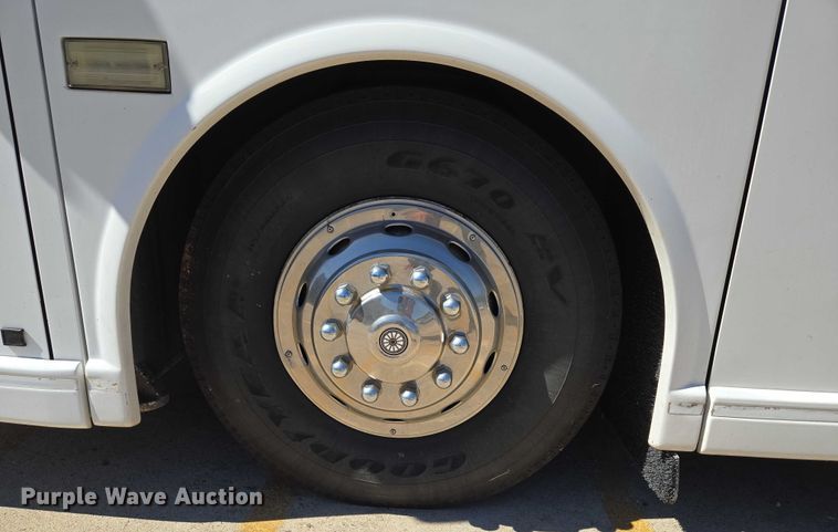 image for item EU3603 2005 Van Hool C2045 coach bus