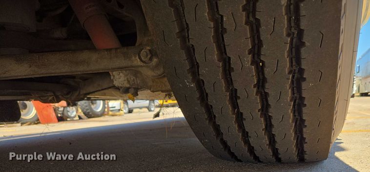 image for item EU3603 2005 Van Hool C2045 coach bus