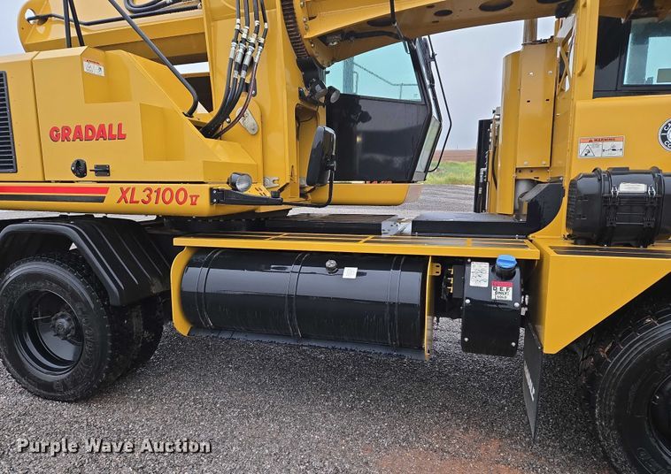 image for item EU3631 2017 Gradall XL 3100 V wheeled excavator