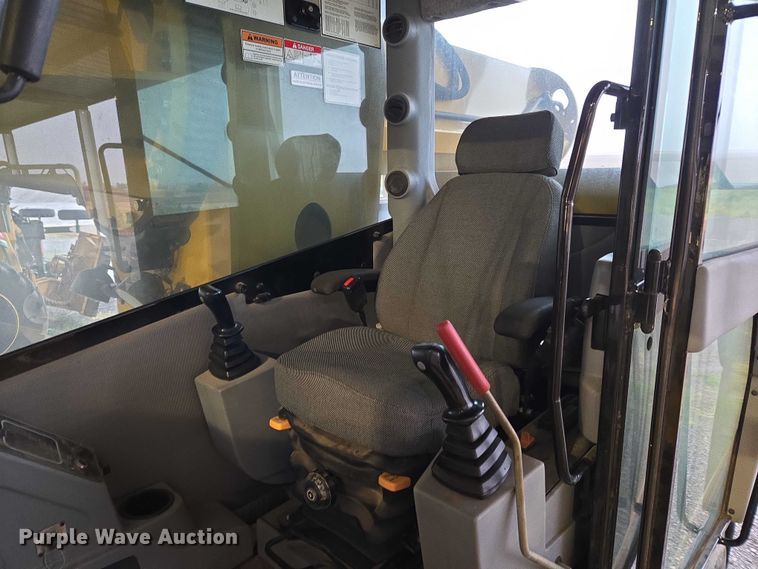 image for item EU3631 2017 Gradall XL 3100 V wheeled excavator