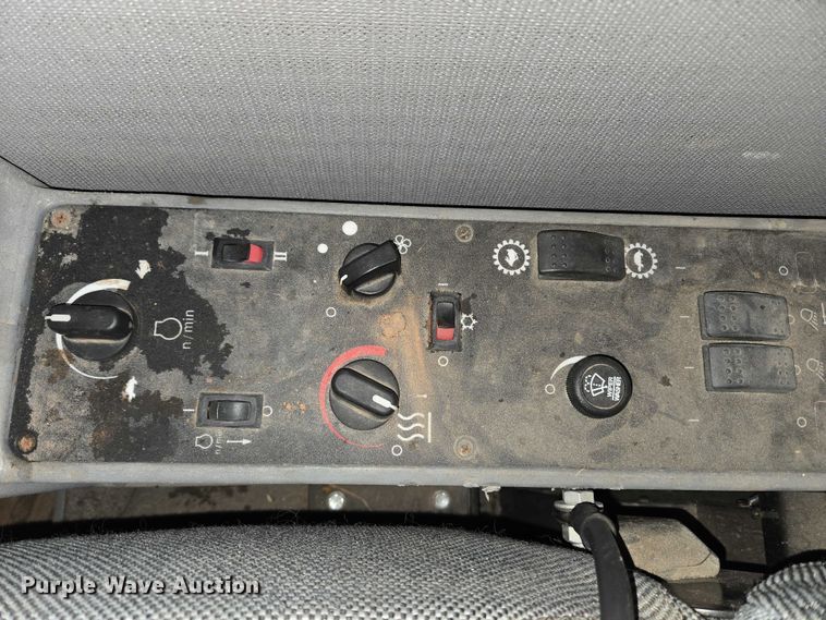 image for item EU3631 2017 Gradall XL 3100 V wheeled excavator