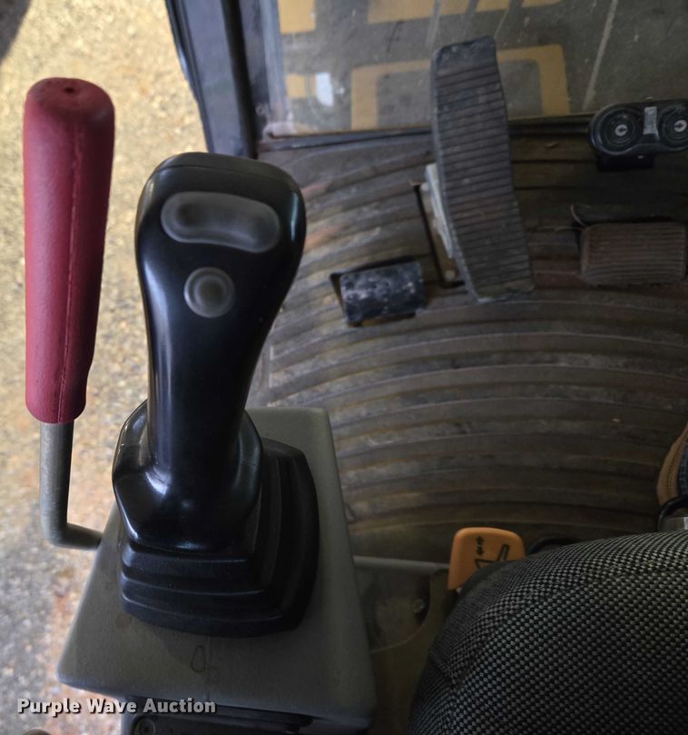 image for item EU3631 2017 Gradall XL 3100 V wheeled excavator