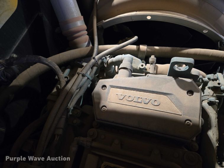 image for item EU3631 2017 Gradall XL 3100 V wheeled excavator