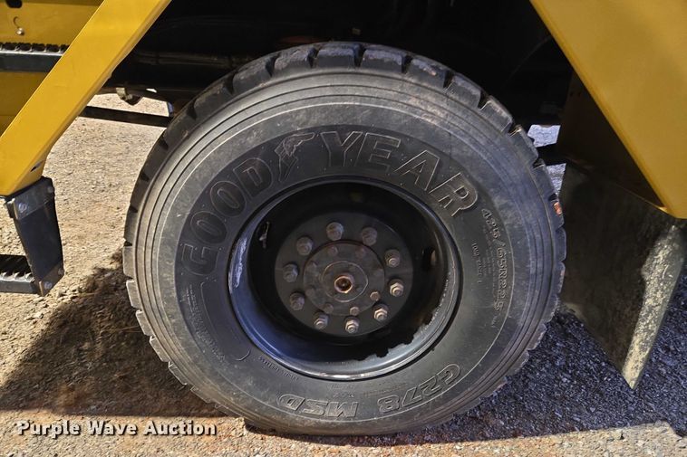 image for item EU3631 2017 Gradall XL 3100 V wheeled excavator