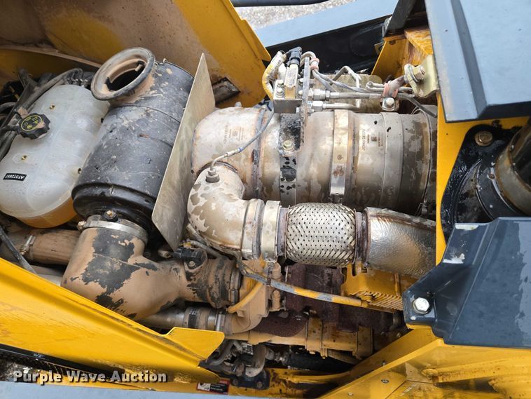 image for item EU3632 2014 John Deere 310SK backhoe