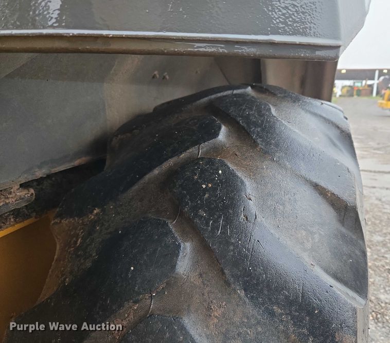 image for item EU3632 2014 John Deere 310SK backhoe