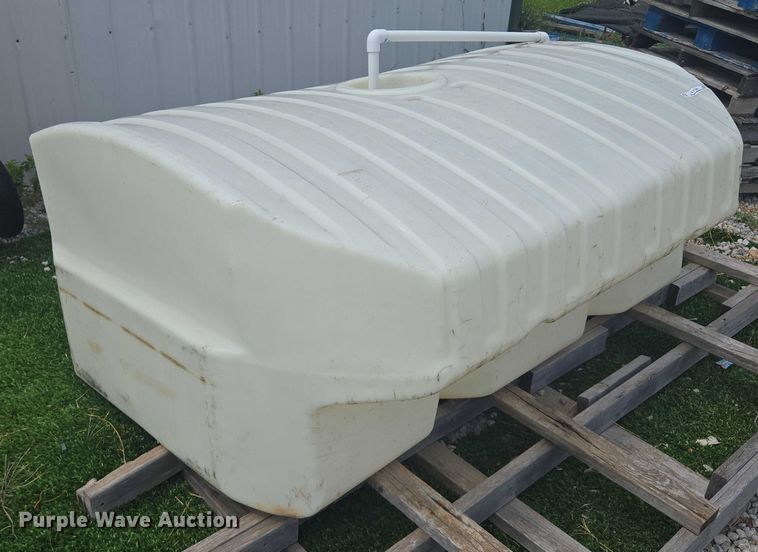 image for item EV1525 Poly tank