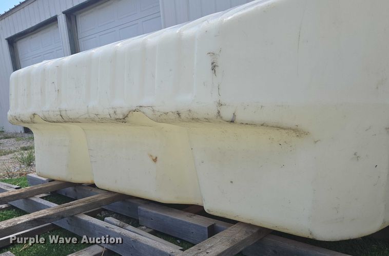 image for item EV1525 Poly tank